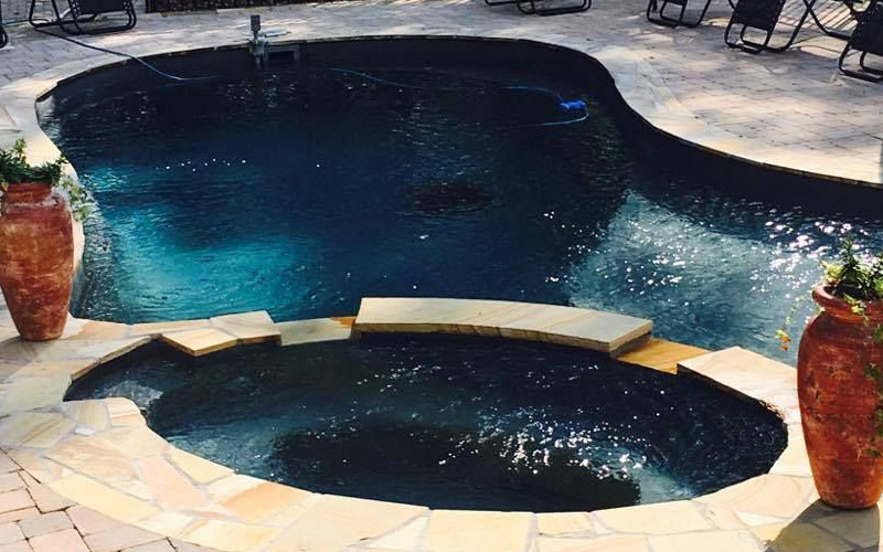 swimming pool contractor Williamsburg VA