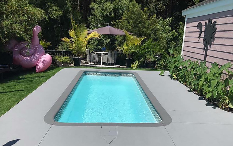 Small Fiberglass Swimming Pools For Sale